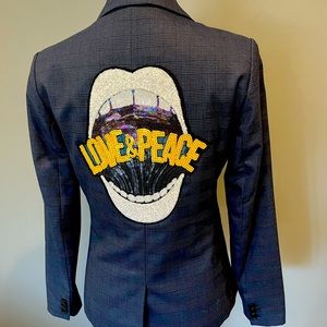 Navy blazer w black plaid lines. Embroidered